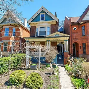 Elliott House Toronto