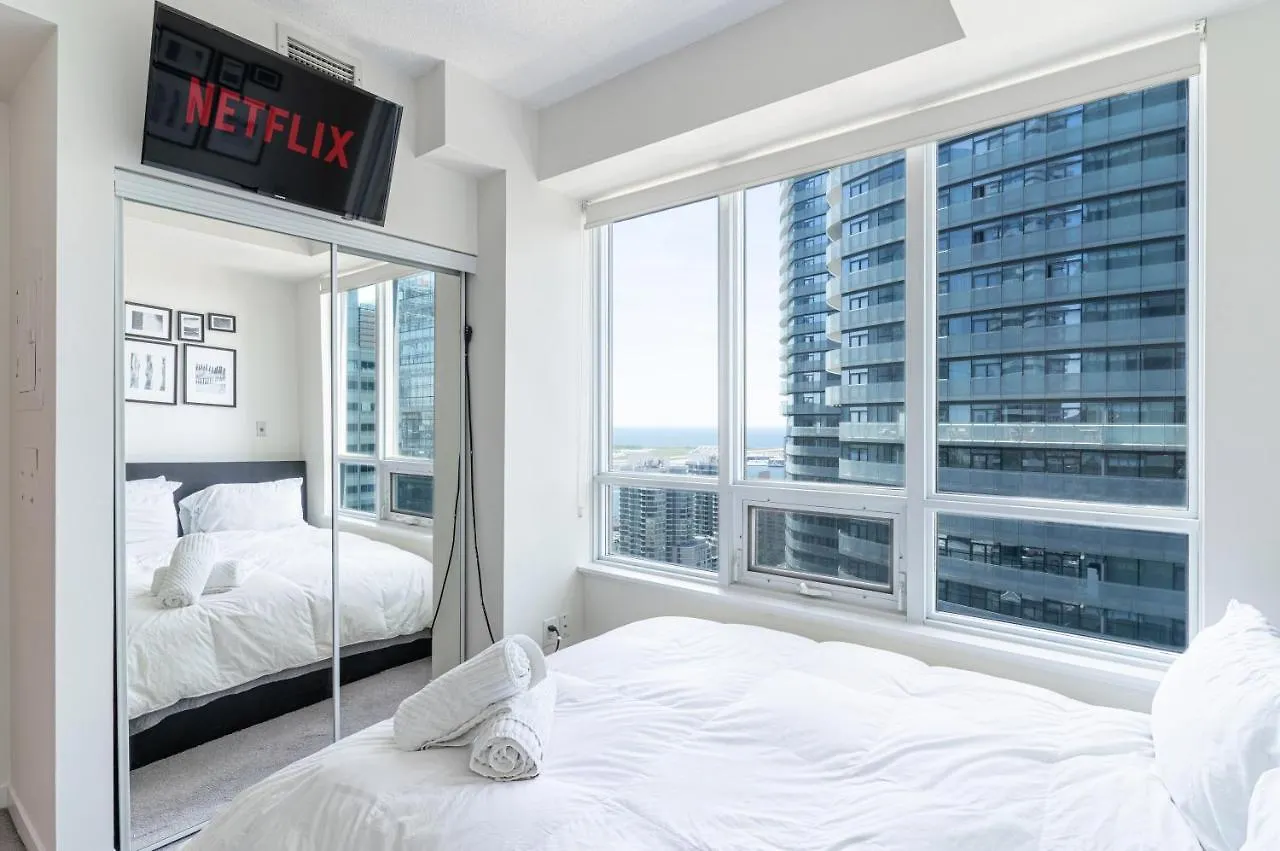Beautiful Modern Toronto Luxurious Scotiabank Arena Aparthotel Canada