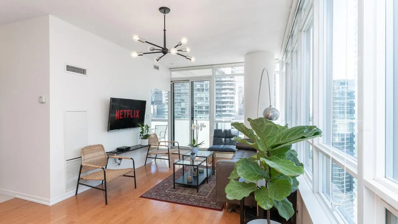Beautiful Modern Toronto Luxurious Scotiabank Arena Aparthotel Canada