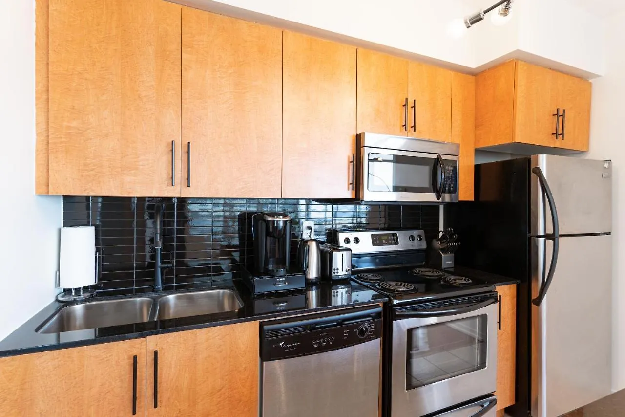 Beautiful Modern Toronto Luxurious Scotiabank Arena Aparthotel